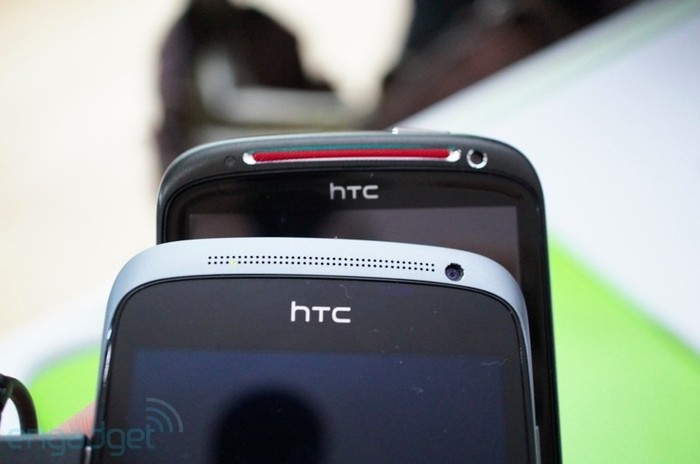 Chiếc HTC One S và HTC HTC Sensation XE black